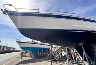 Thumbnail von Hallberg-Rassy 62 CONTRARIAN