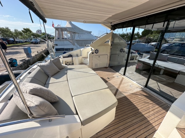 Thumbnail von Absolute 52 STY