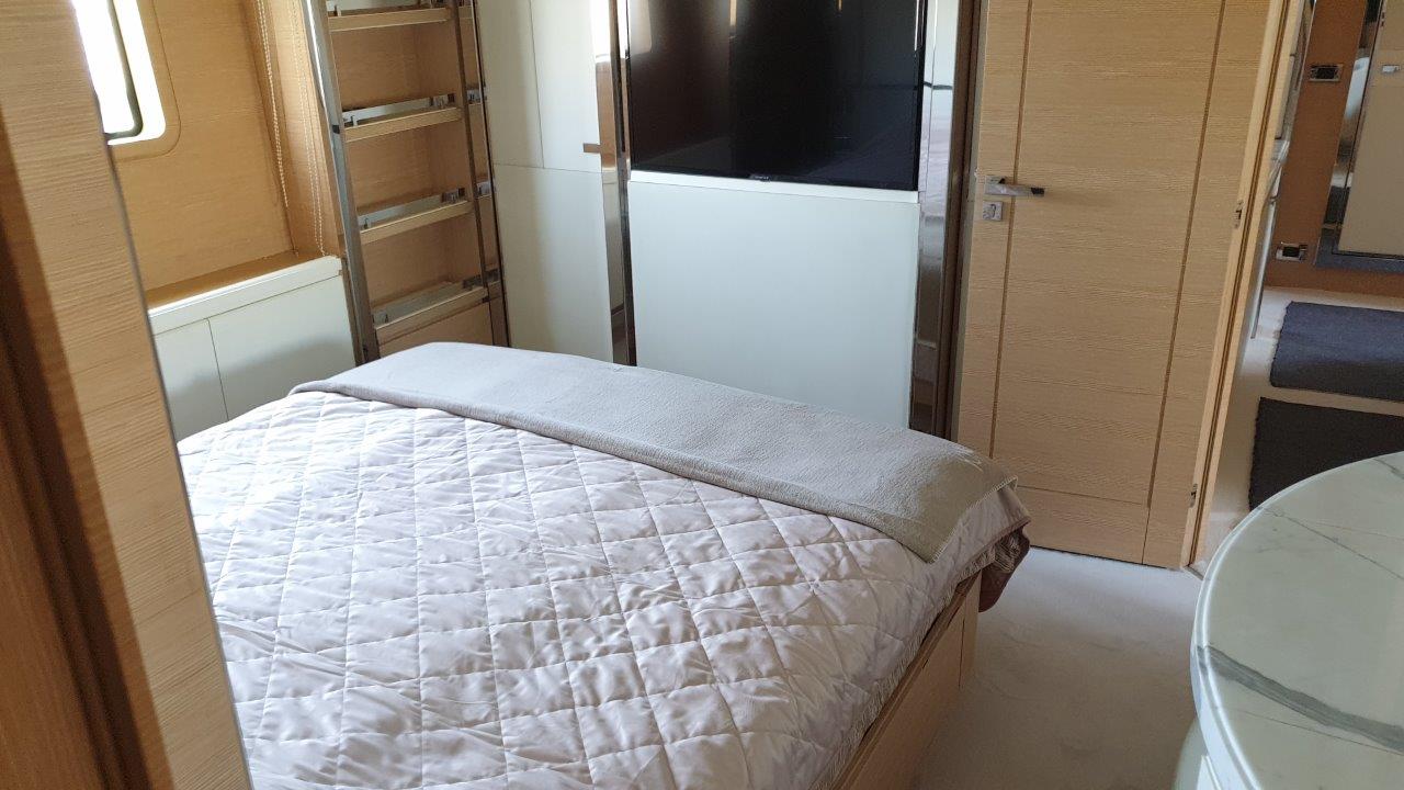 Thumbnail von Benetti Delfino 93