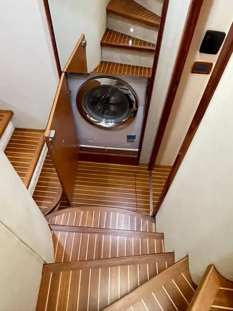 Thumbnail von Azimut 55