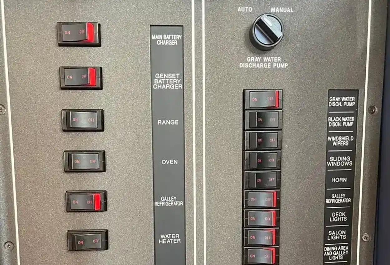 Thumbnail von Azimut 55