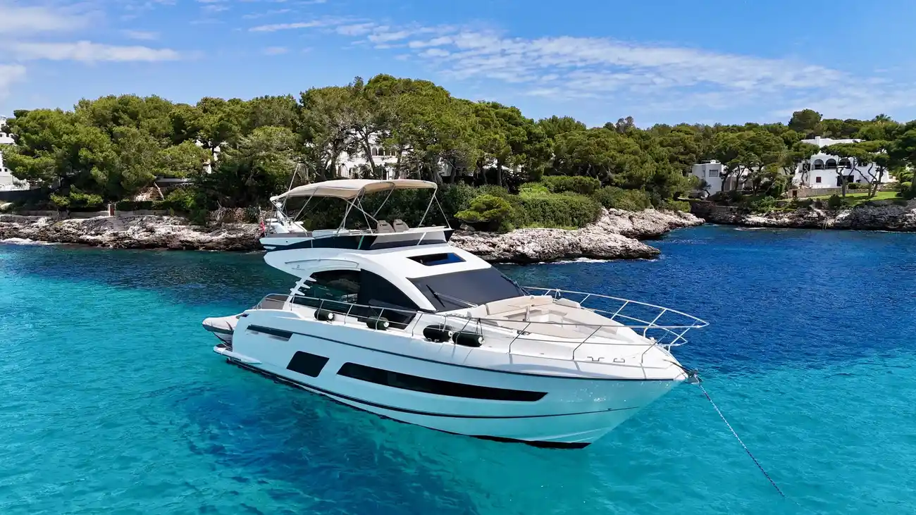 Thumbnail von Fairline Squadron 53