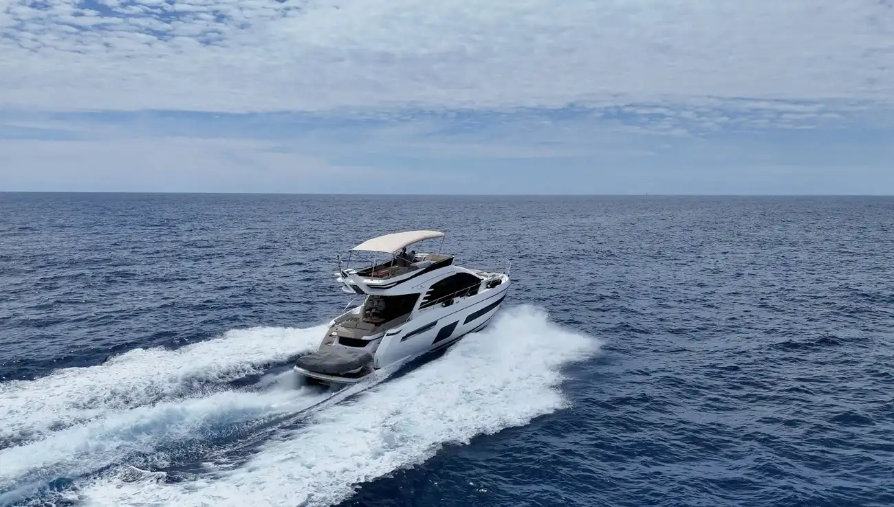 Thumbnail von Fairline Squadron 53