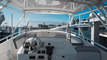 Thumbnail von Intrepid 400 Cuddy