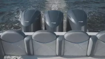 Thumbnail von Intrepid 400 Cuddy