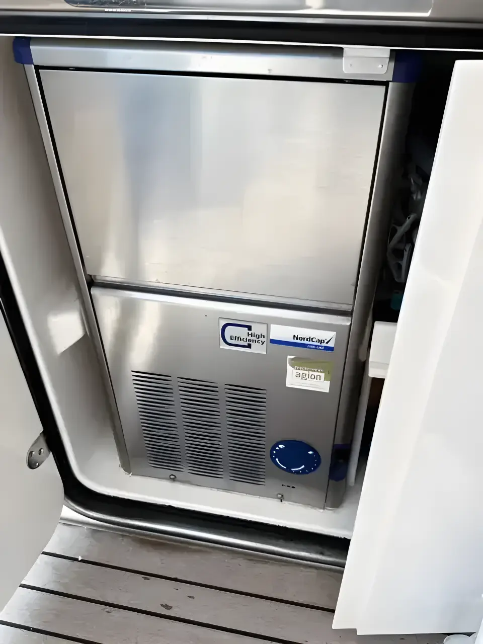 Thumbnail von Absolute 52 STY