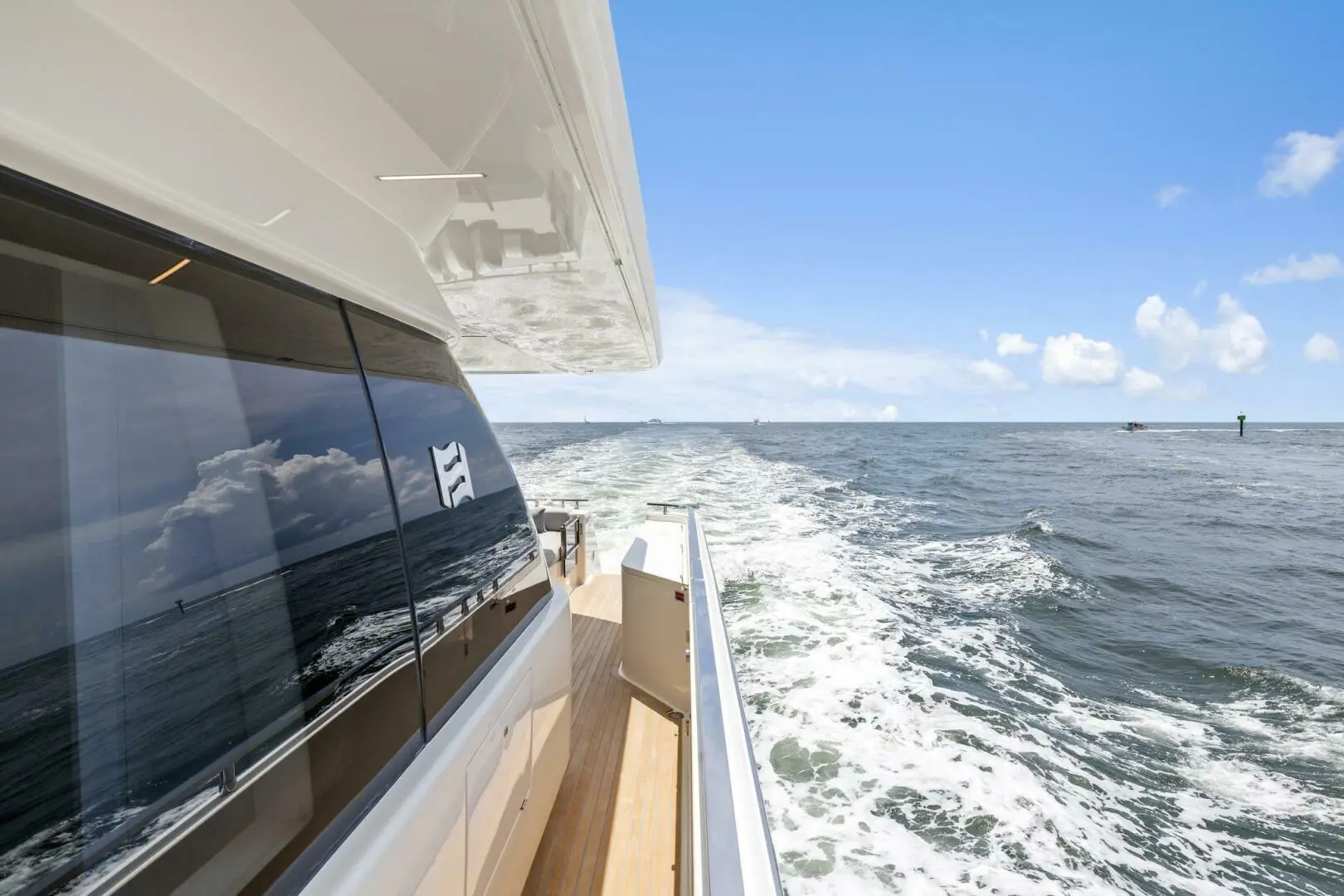 Thumbnail von Ferretti Yachts 850