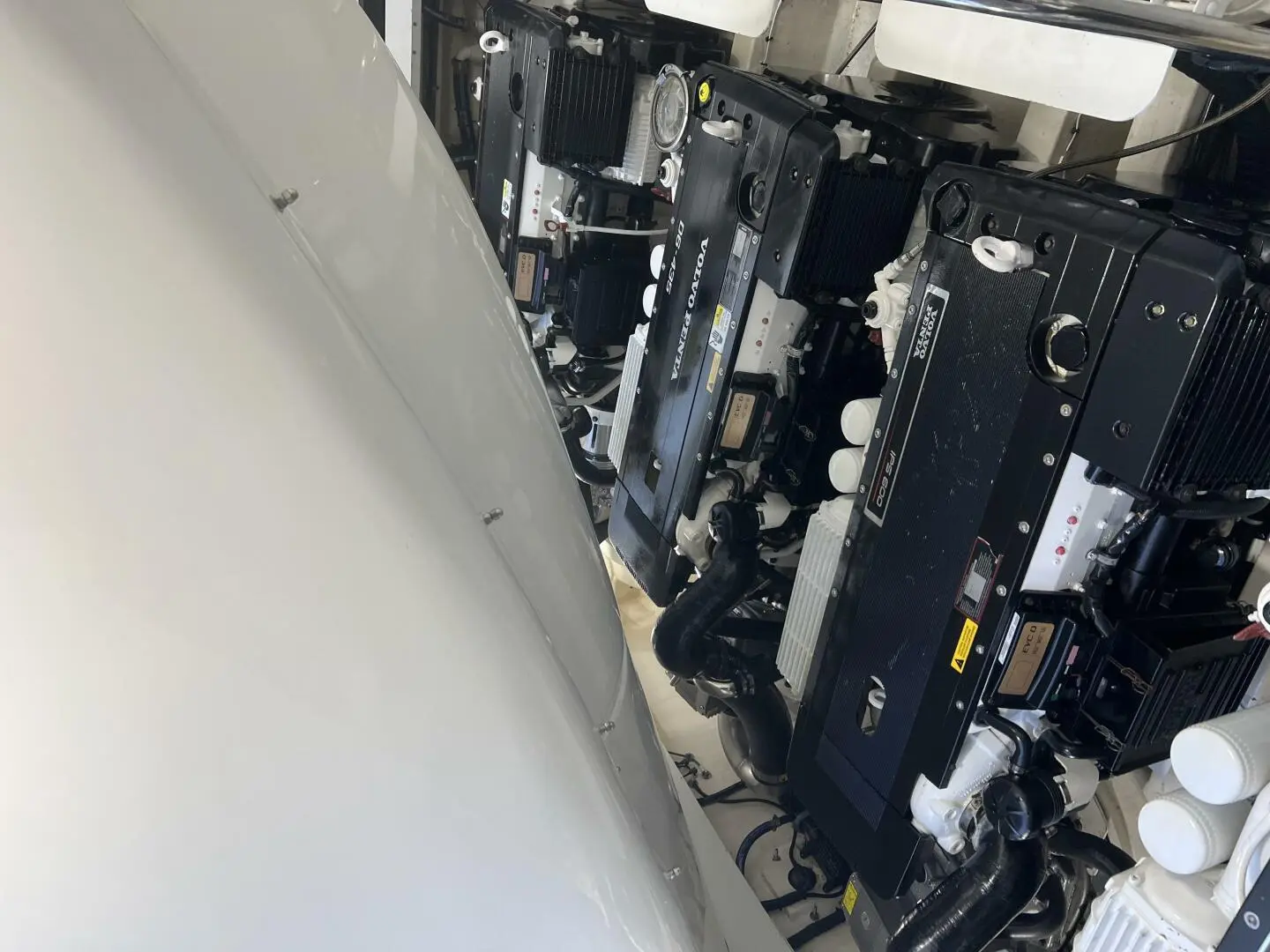 Thumbnail von Lazzara Yachts LSX 75 BG