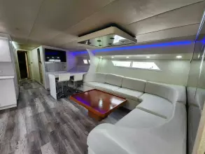 Thumbnail von Infiniti Express