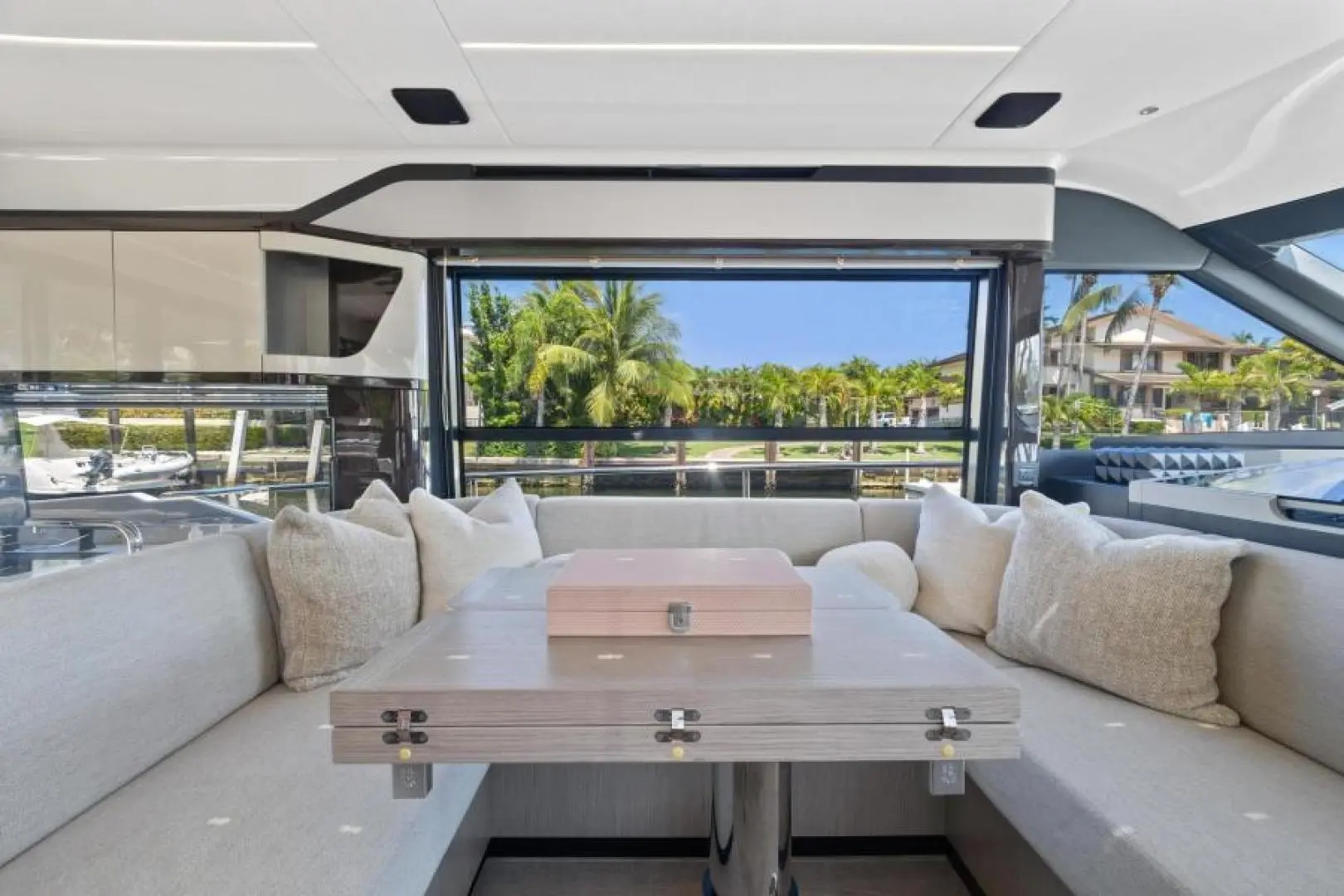 Thumbnail von Absolute 48 Coupe