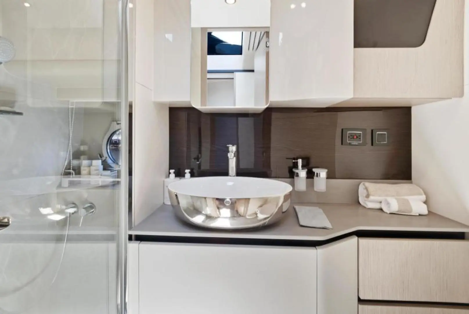 Thumbnail von Absolute 48 Coupe