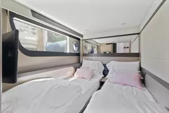 Thumbnail von Absolute 48 Coupe