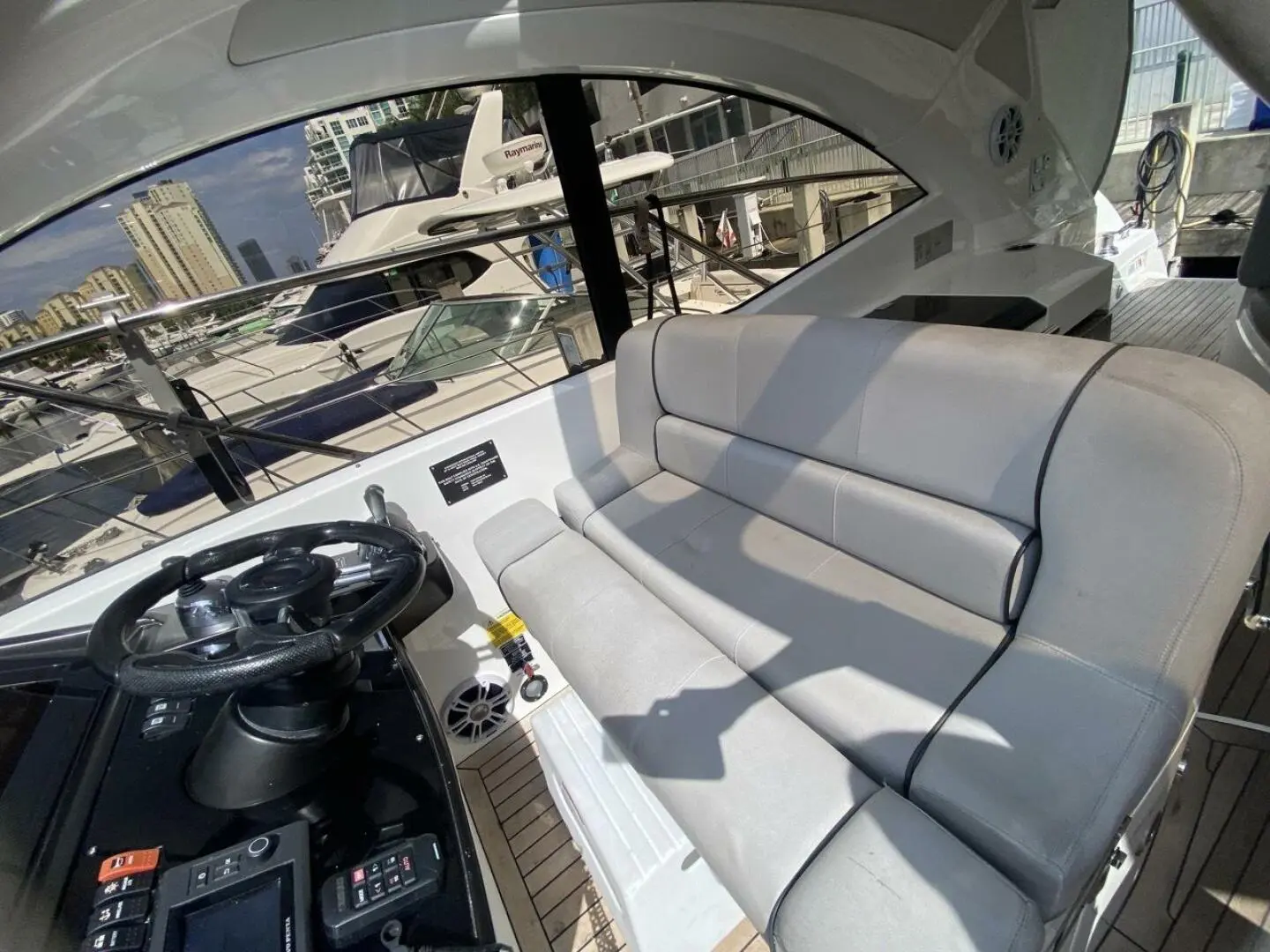 Thumbnail von Sunseeker Portofino 48