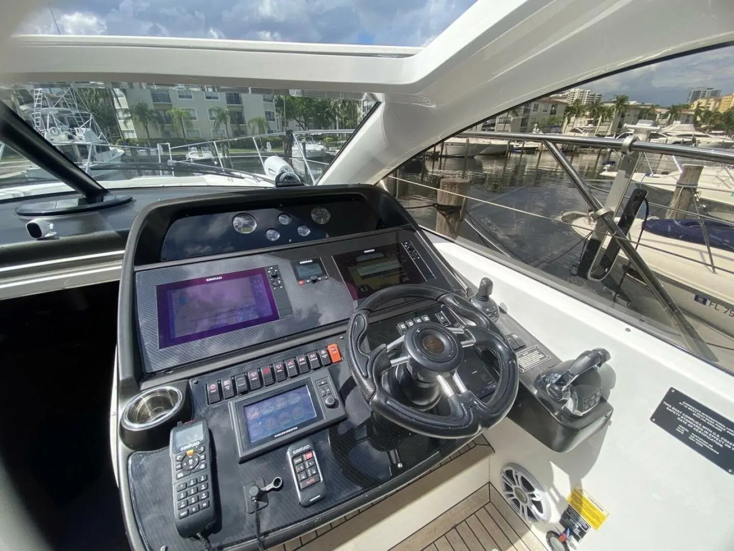Thumbnail von Sunseeker Portofino 48