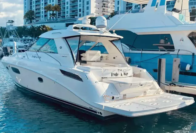 Sea Ray 450 Sundancer Hyde A Way