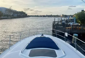 Thumbnail von Sea Ray 420 Sundancer Southside