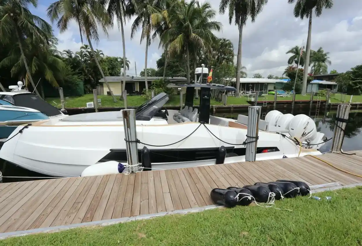 Thumbnail von Astondoa 377 Coupe Outboard