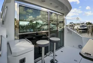 Thumbnail von Cruisers Yachts 54 Cantius Catch Me