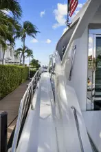 Thumbnail von Cruisers Yachts 54 Cantius Catch Me
