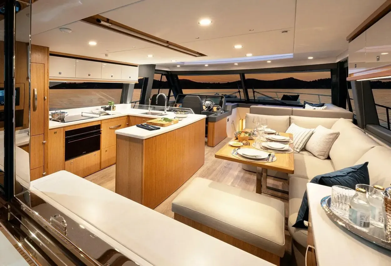 Thumbnail von Riviera 585 Suv