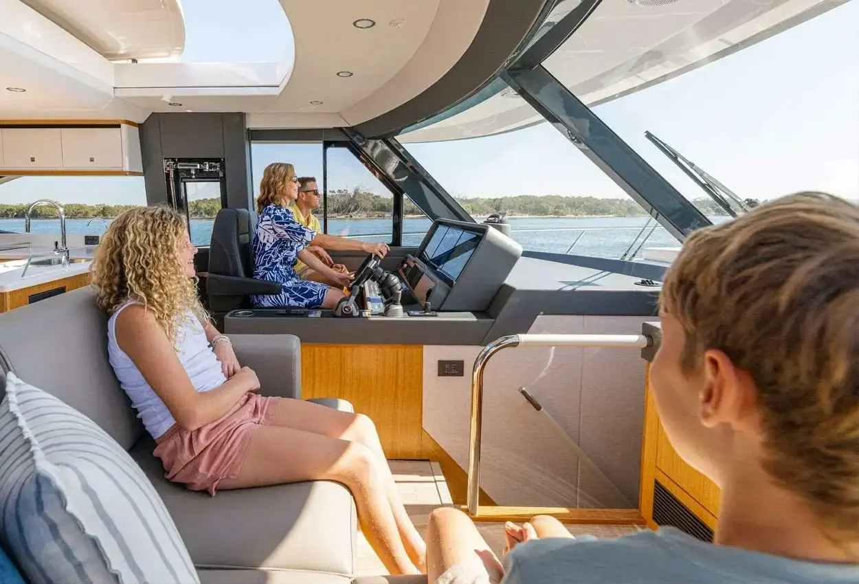 Thumbnail von Riviera 585 Suv