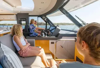 Thumbnail von Riviera 585 Suv