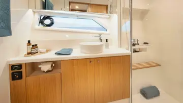 Thumbnail von Riviera 585 Suv