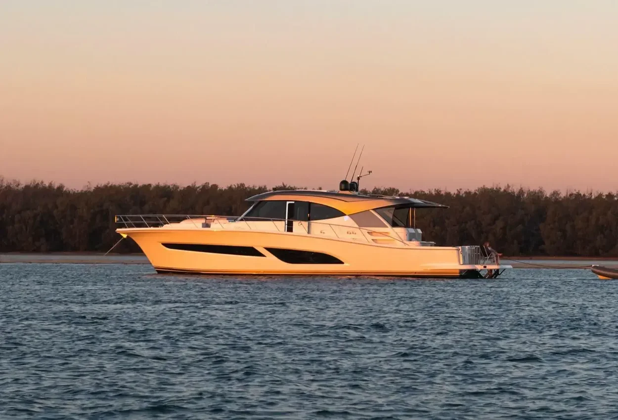 Thumbnail von Riviera 585 Suv