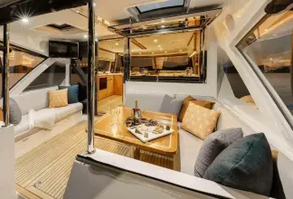 Thumbnail von Riviera 585 Suv