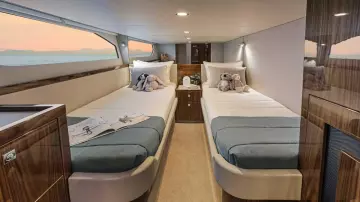 Thumbnail von Riviera 465 Suv