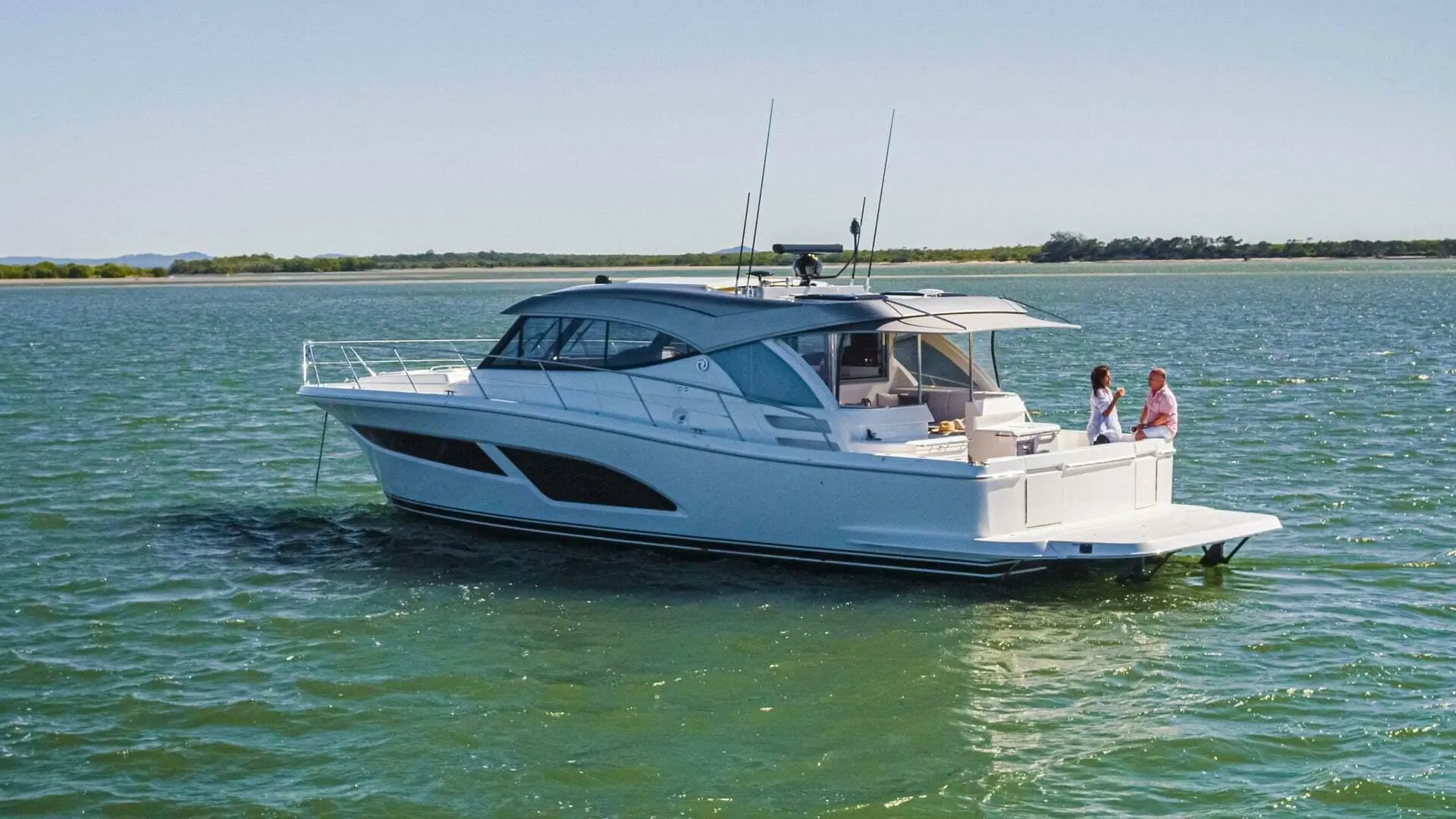 Thumbnail von Riviera 465 Suv