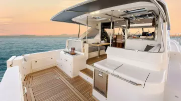 Thumbnail von Riviera 465 Suv