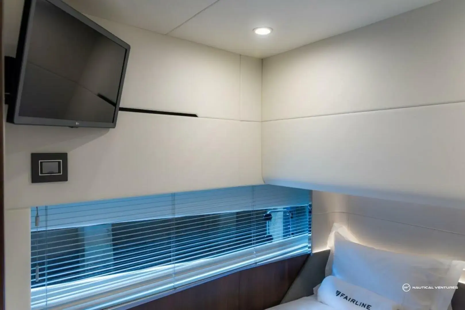 Thumbnail von Fairline Phantom 65