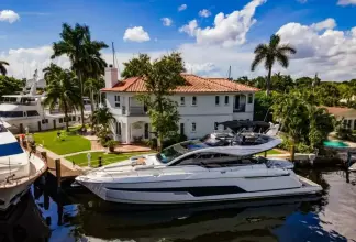 Thumbnail von Fairline Phantom 65