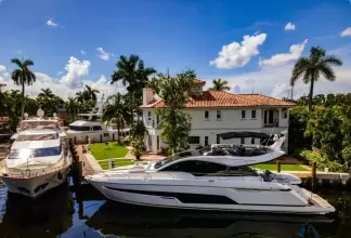 Thumbnail von Fairline Phantom 65