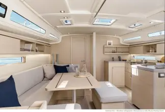 Thumbnail von Beneteau Oceanis 40.1