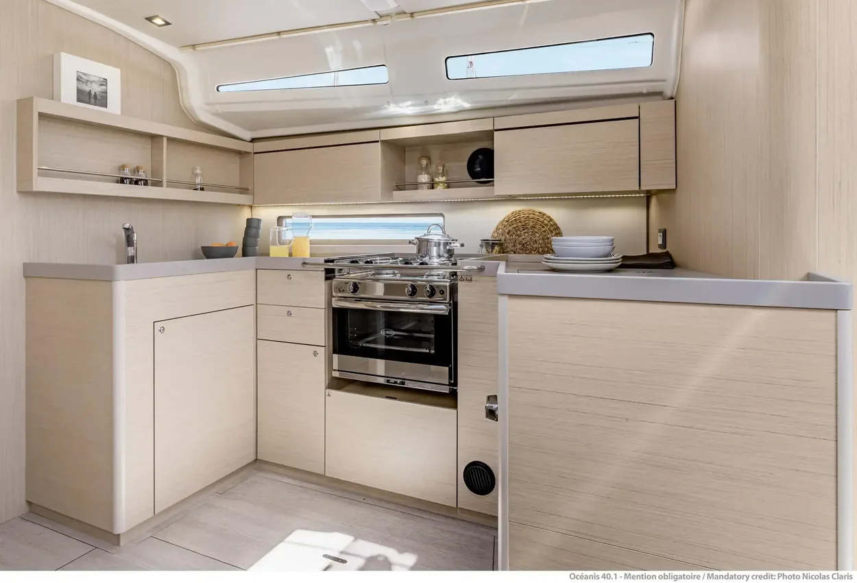 Thumbnail von Beneteau Oceanis 40.1