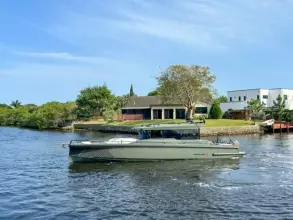 Thumbnail von Brabus Shadow 900 XC Cross Cabin