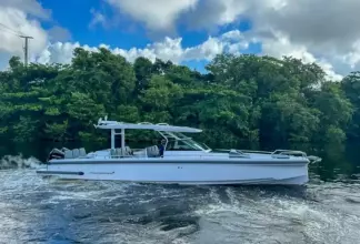 Thumbnail von Axopar 37 Sun Top