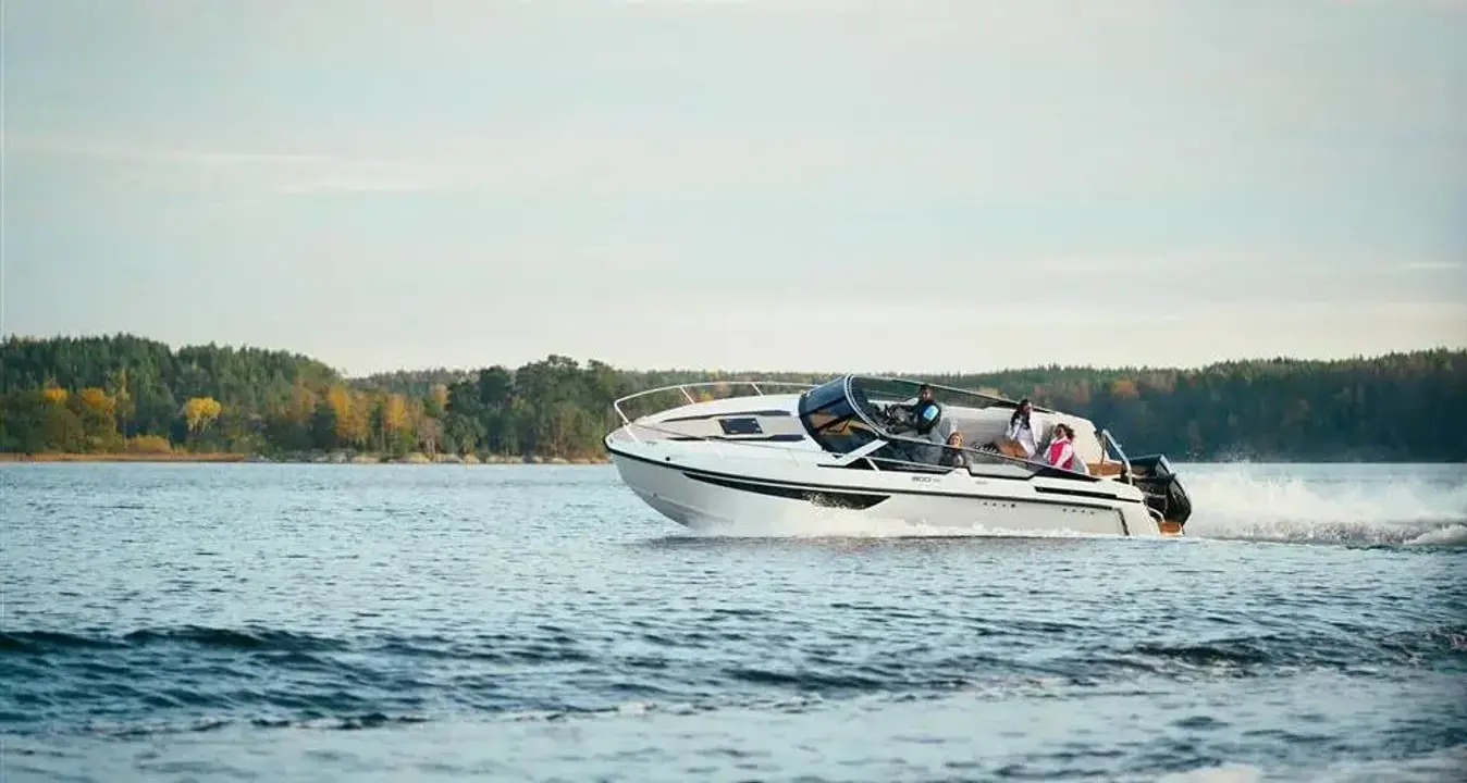 Flipper 900 DC STOCK