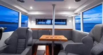 Thumbnail von Paragon 31 Flybridge