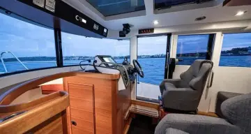 Thumbnail von Paragon 31 Flybridge