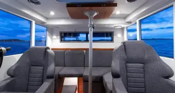 Thumbnail von Paragon 31 Flybridge