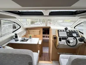 Thumbnail von Haines 36 Sedan