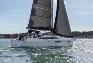 Thumbnail von Jeanneau Sun Odyssey 380