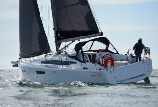 Thumbnail von Jeanneau Sun Odyssey 380