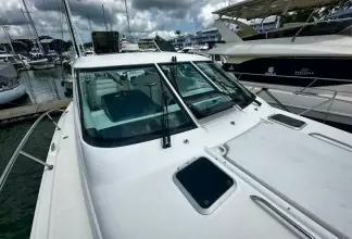 Thumbnail von Tiara Yachts 4500 Sovran CRYSTAL