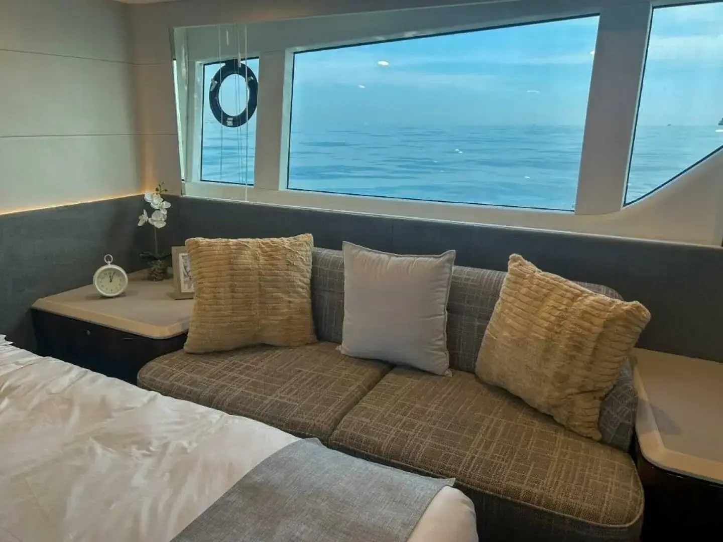 Thumbnail von Fairline Squadron 68