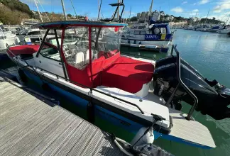 Thumbnail von Axopar 28 T Top 50 Degrees