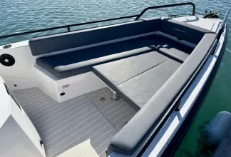 Thumbnail von Axopar 28 T Top 50 Degrees